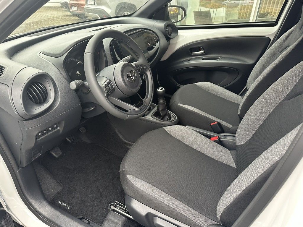 Toyota Aygo X 5-deurs Basis