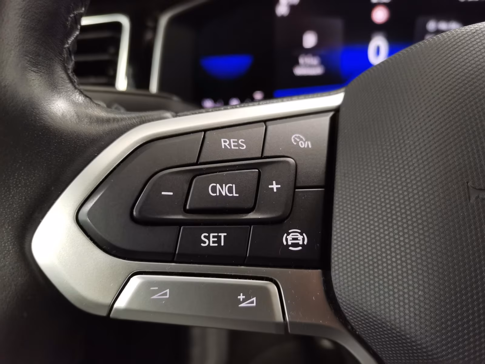 Volkswagen Taigo 1.5 TSI DSG R-Line