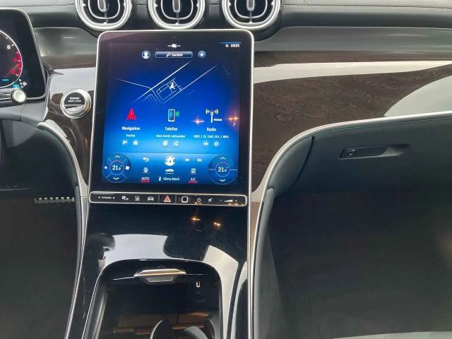 Mercedes-Benz GLC 300 4MATIC AMG Line