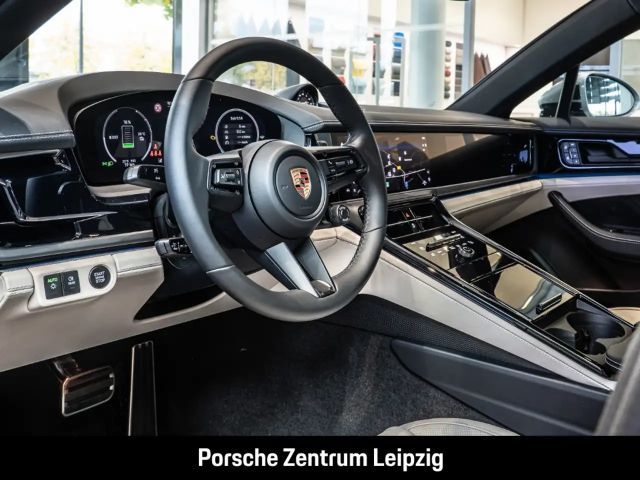 Porsche Panamera 4 E-Hybrid