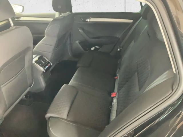 Skoda Superb 2.0 TDI Ambition Combi