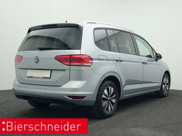 Volkswagen Touran 1.5 TSI DSG