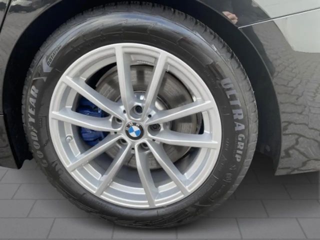 BMW 330 330d M-Sport Touring