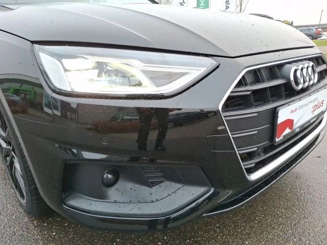 Audi A4 40 TFSI Business S-Tronic