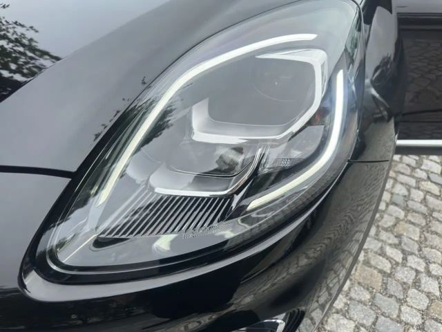 Ford Puma EcoBoost Titanium