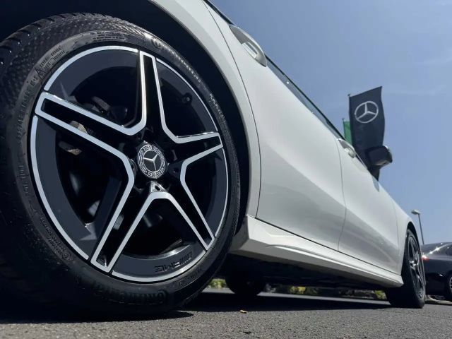 Mercedes-Benz CLA 220 AMG Line