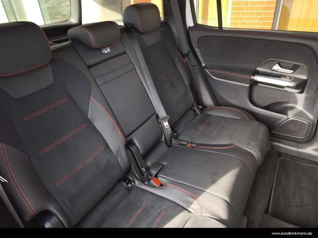 Mercedes-Benz GLB 200 AMG Line GLB 200 d