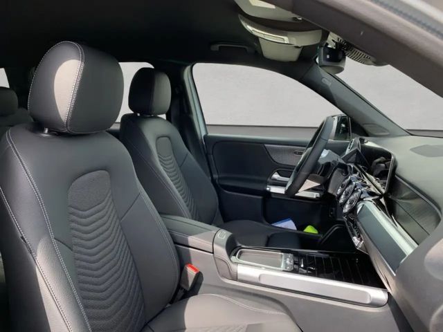 Mercedes-Benz GLB 200 GLB