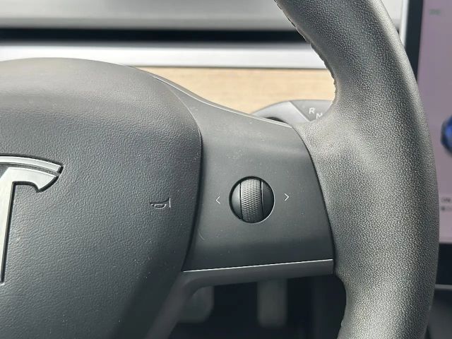 Tesla Model 3 AWD Long Range