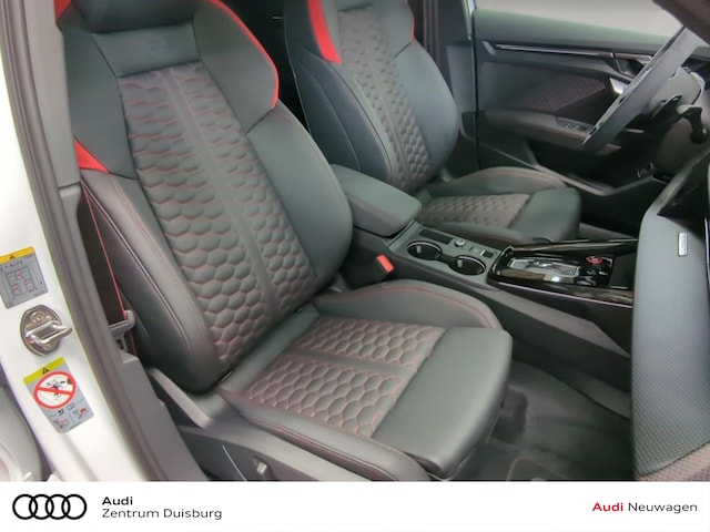 Audi RS3 Quattro S-Tronic Sedan