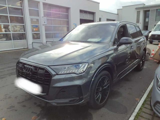 Audi Q7 50 TDI S-Line