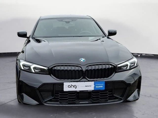 BMW 320 320d M-Sport Sedan xDrive