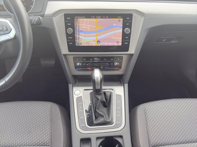 Volkswagen Passat 1.5 TSI DSG Variant