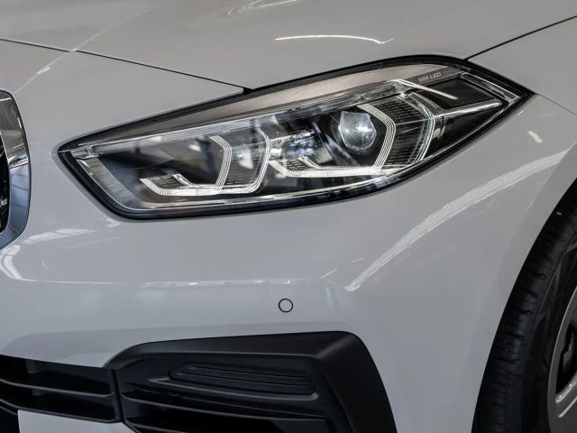 BMW 116 116i Advantage pakket Sedan