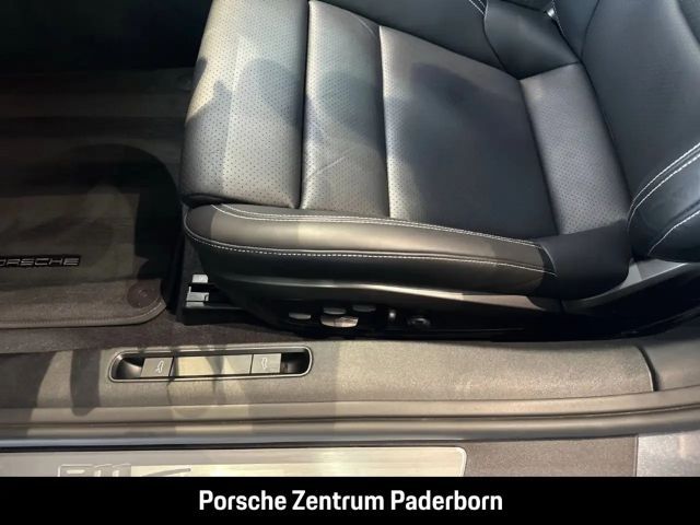 Porsche 992 Carrera Coupé