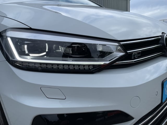 Volkswagen Touran 1.5 TSI R-Line