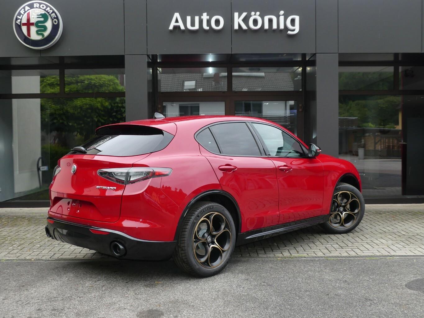 Alfa Romeo Stelvio AT8 Q4 Turbo