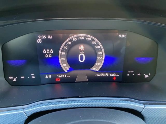 Volkswagen Touran 1.5 TSI