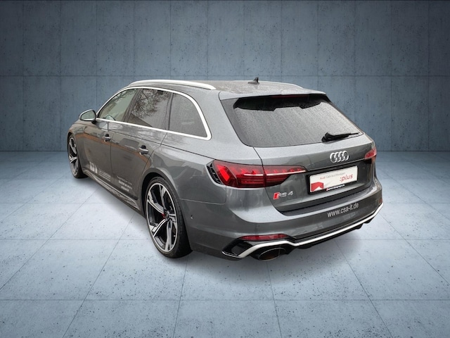 Audi RS4 Avant Quattro