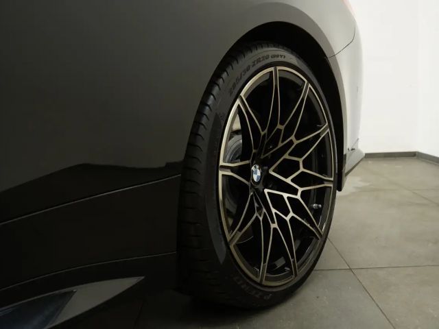 BMW M4 Cabrio Competition xDrive