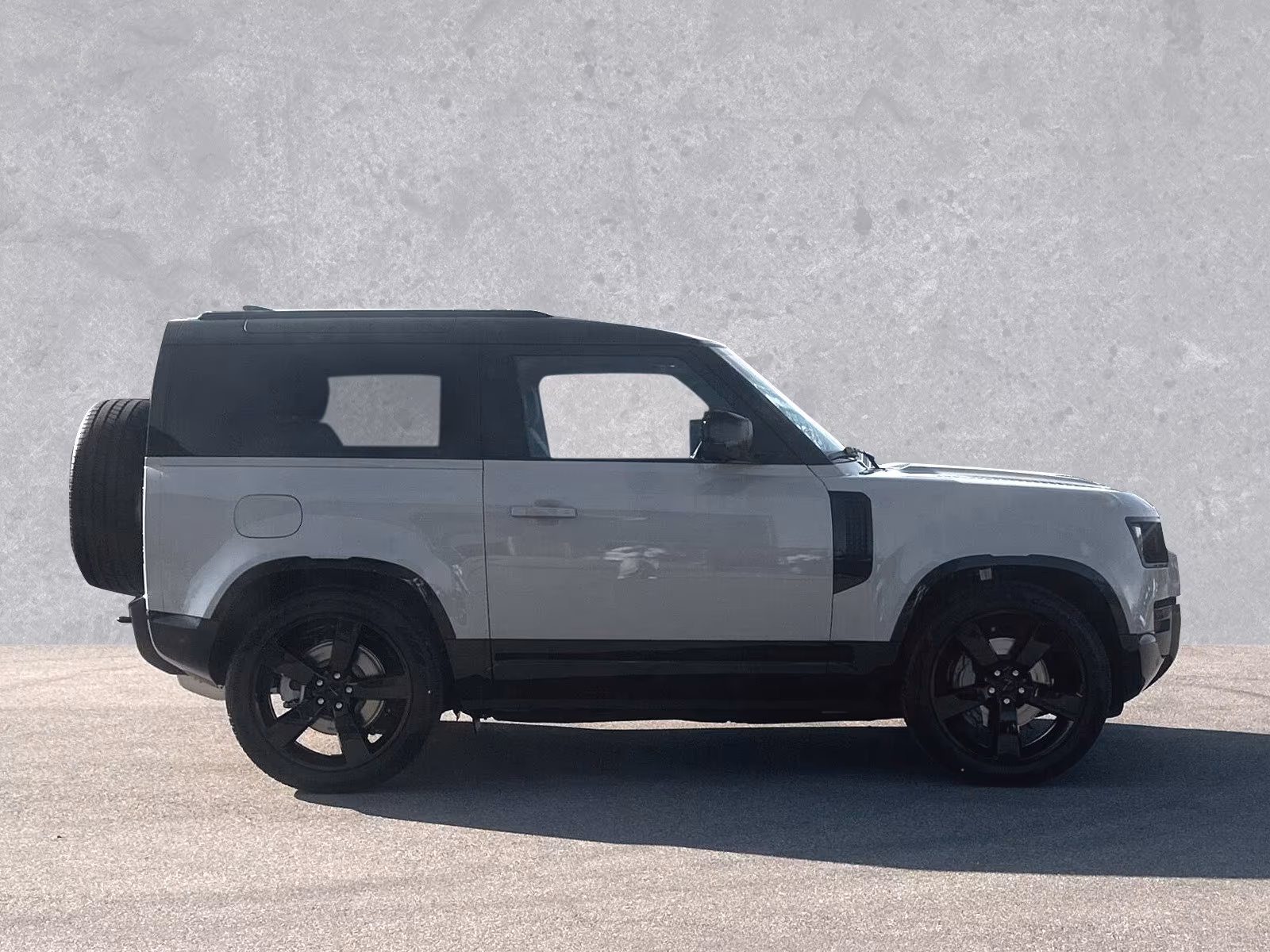 Land Rover Defender 90 Dynamic HSE