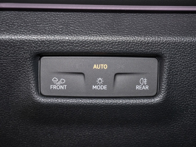 Volkswagen Tiguan Tiguan 2.0 TDI R-Line 4Motion MATRIX-LED 360°