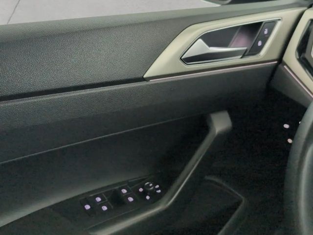 Volkswagen Taigo 1.0 TSI DSG Move