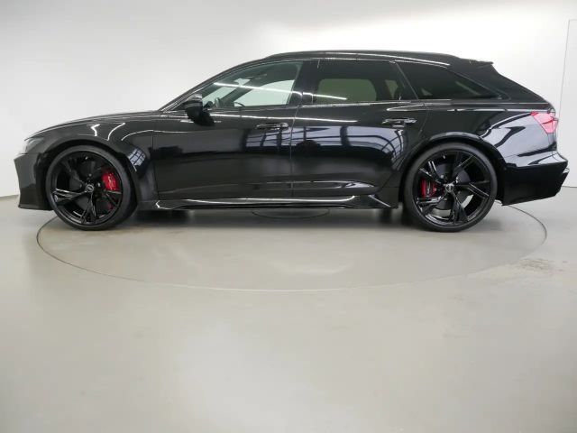 Audi RS6 Avant Quattro