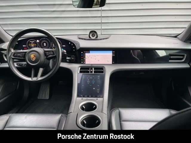 Porsche Taycan 4 Cross Turismo
