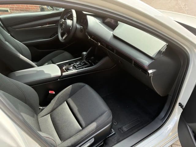 Mazda 3 Homura SkyActiv e-Skyactiv