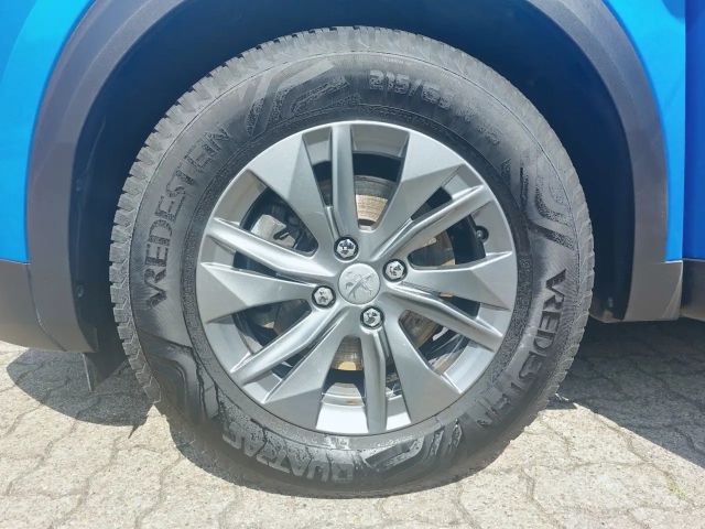 Peugeot E-2008 Active Pack