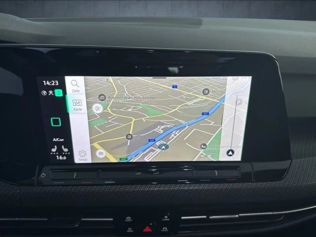 Volkswagen Golf DSG R-Line