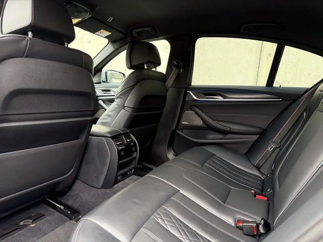 BMW 545 545e Sedan xDrive