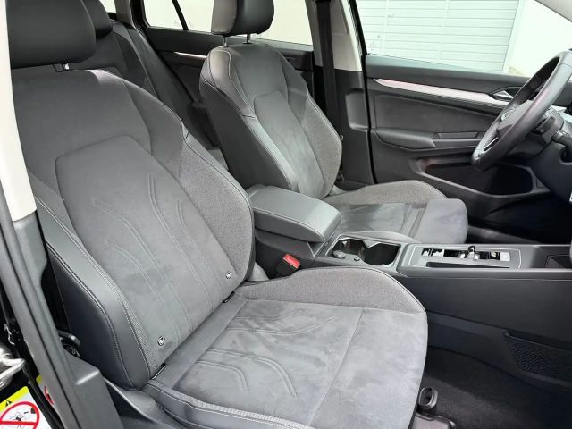 Volkswagen Golf DSG Life Variant