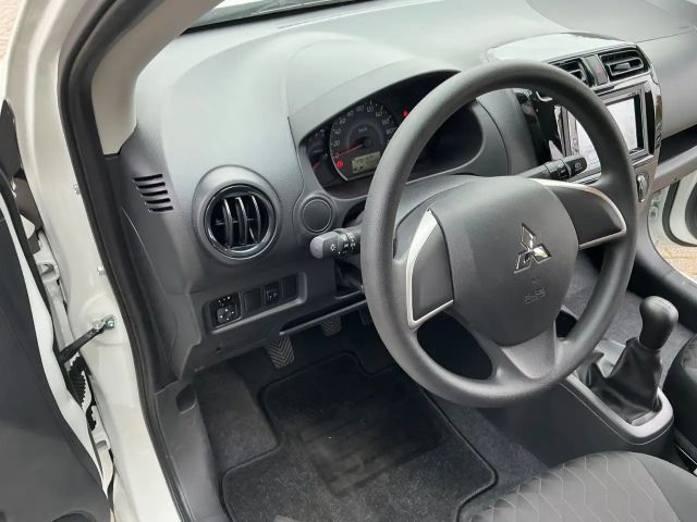 Mitsubishi Space Star Star