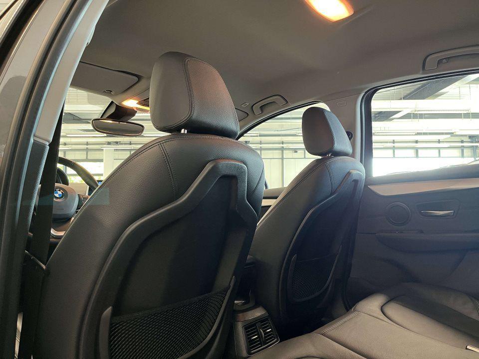 BMW 218 218d xDrive