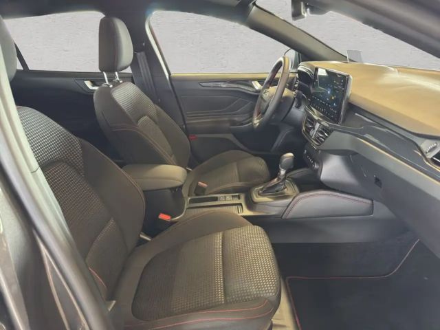 Ford Focus EcoBoost ST Line Wagon