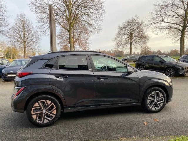 Hyundai Kona 2WD Prime