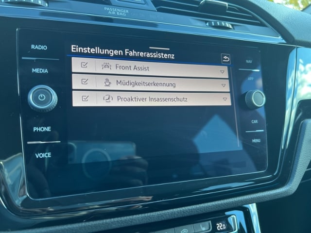 Volkswagen Touran 1.5 TSI R-Line Style