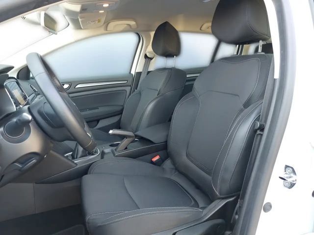 Renault Megane Business Line Combi TCe 140