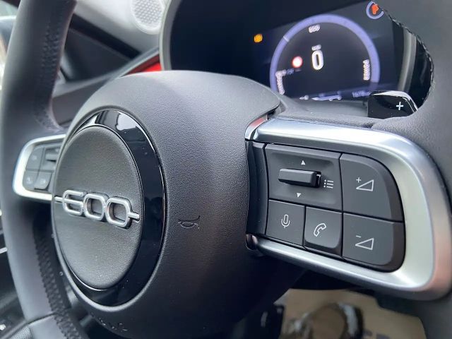 Fiat 600e Hybrid 100 6-Gang eDCT