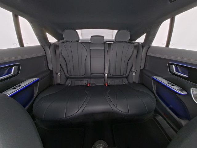 Mercedes-Benz EQE 300 Sedan