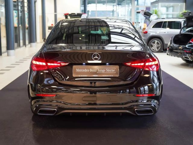 Mercedes-Benz C 300 AMG Line Sedan