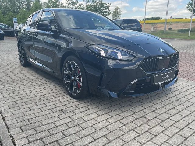 BMW 118 118d M-Sport Sedan