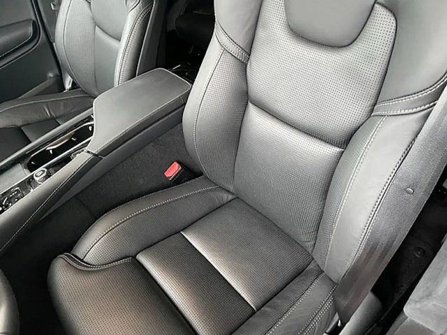 Volvo XC90 AWD Dark Ultimate