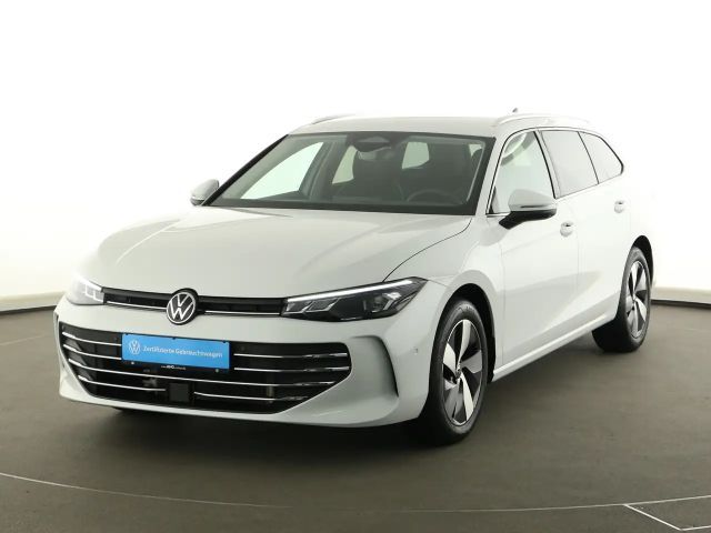 Volkswagen Passat 1.5 eTSI Business DSG Variant