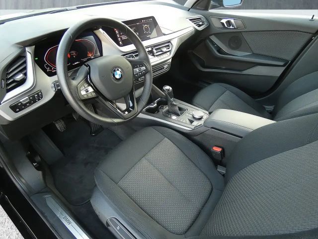 BMW 118 118i Advantage pakket Sedan