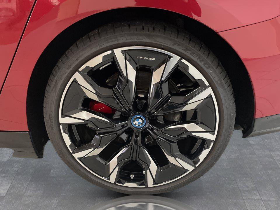 BMW i5 Sedan eDrive40