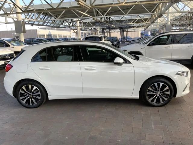 Mercedes-Benz A 250 A 250 e Style