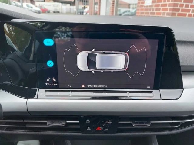 Volkswagen Golf DSG Golf VIII Life Variant